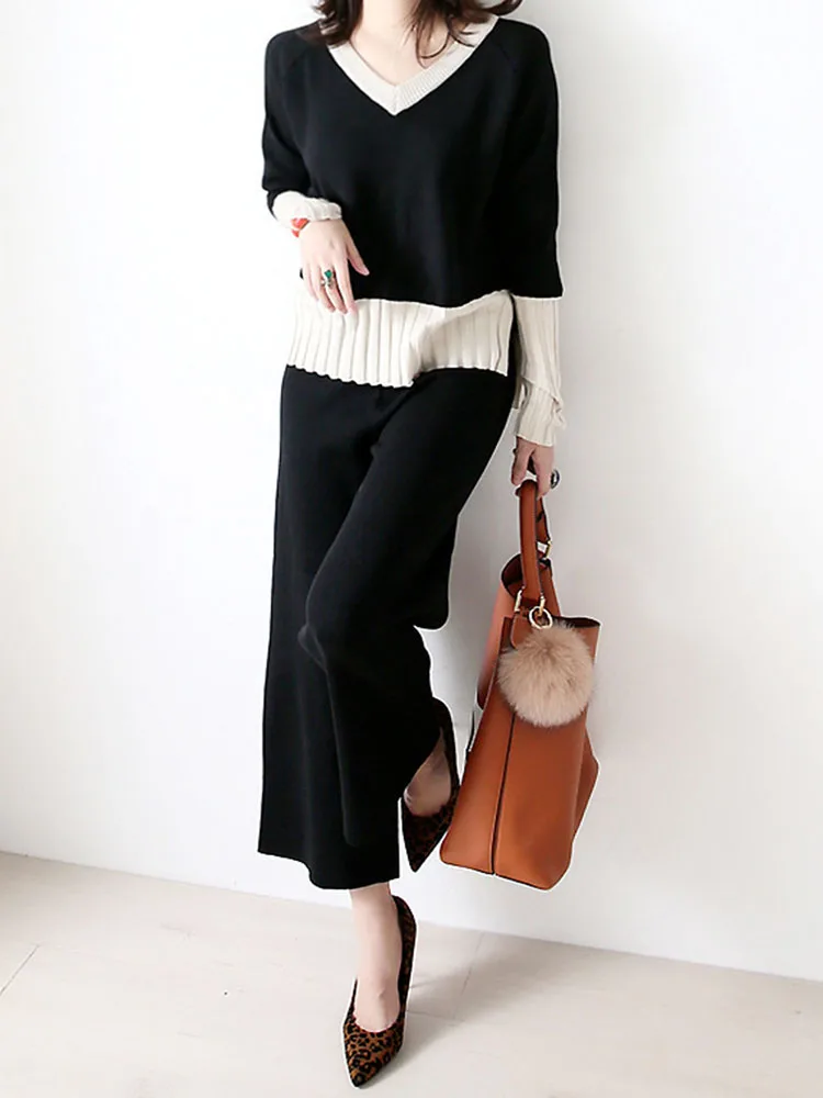 

Runway Designer Classic Knitted Trousers Suit Female Autumn New V Neck Pullover Sweater + Pant Suits Casual Tracksuit Women