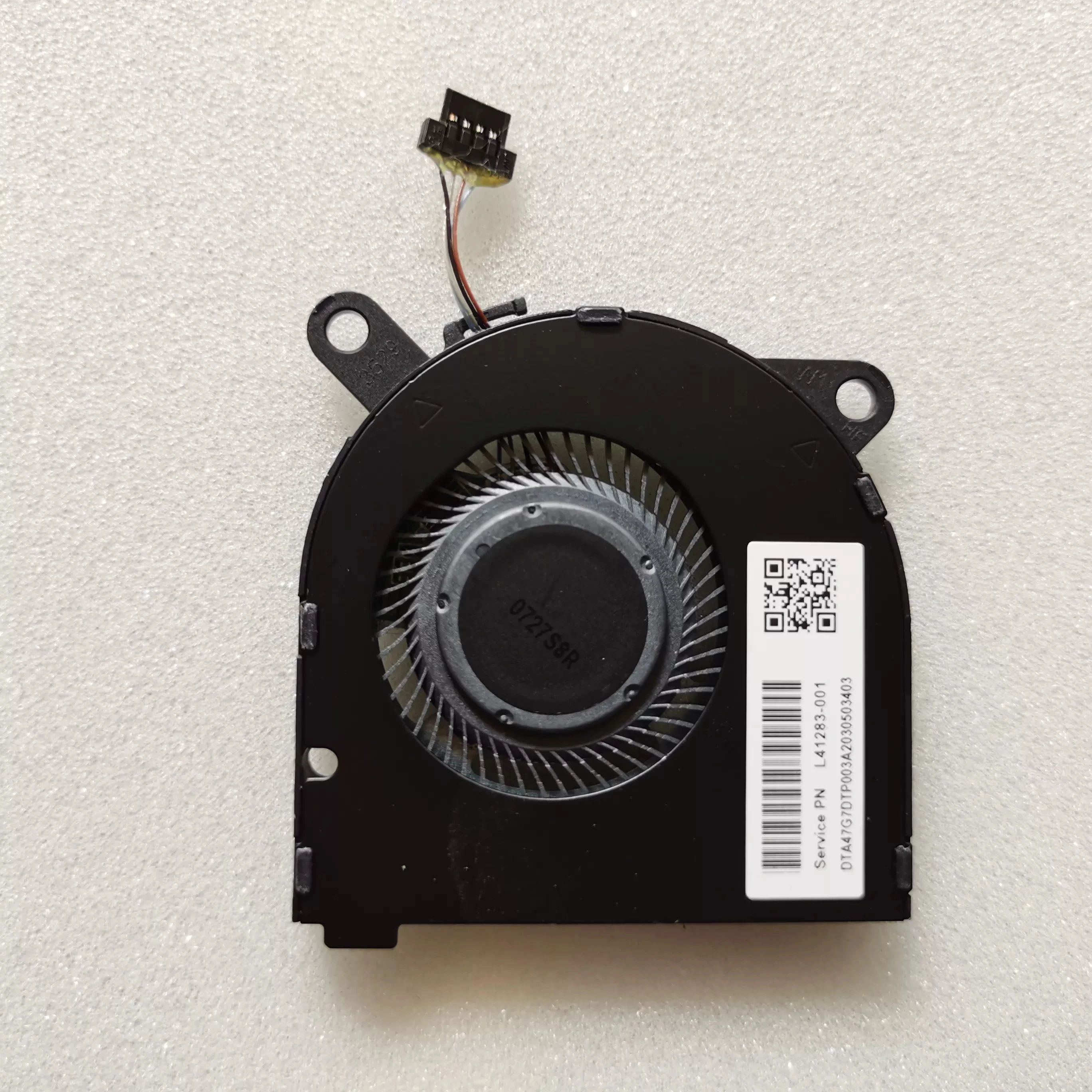 

Новый охлаждающий вентилятор для ноутбука HP 13 13-AN TPN-Q214 ND55C03-18C15 L41283-001