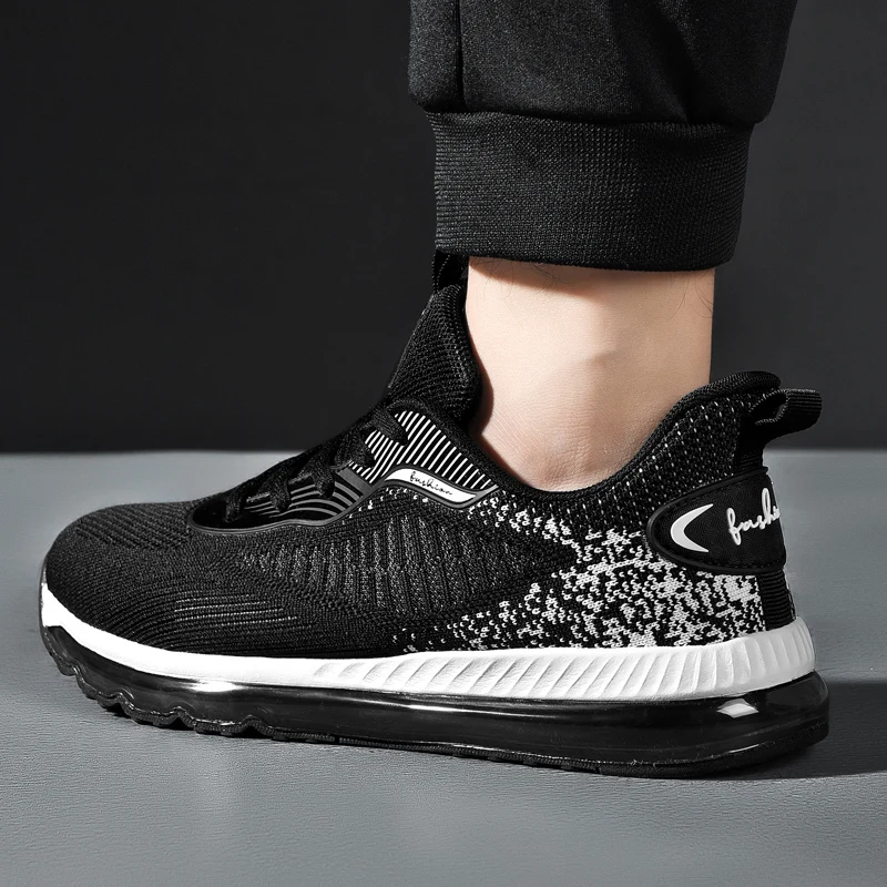 Men's Air Cushion Running Shoes Comfortable Breathable Sneaker Men Fashion Outdoor Shock Absorption Casual Shoes