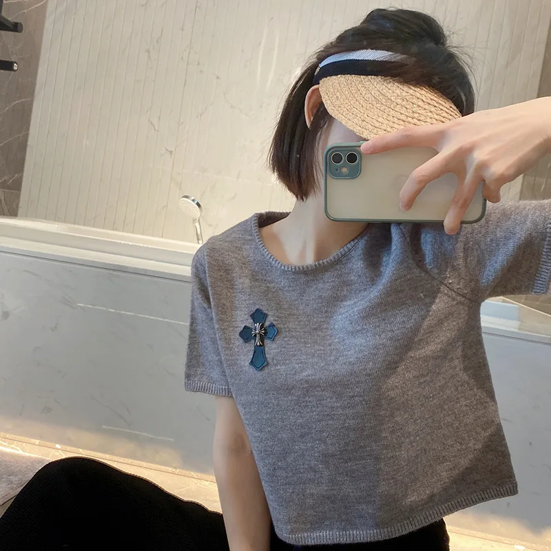 

High Quality Korean Style Spring/Summer New CH Home Leather Cross Crowe Gray Sheep Short Sleeve Top Short Knitted Sweater Woman