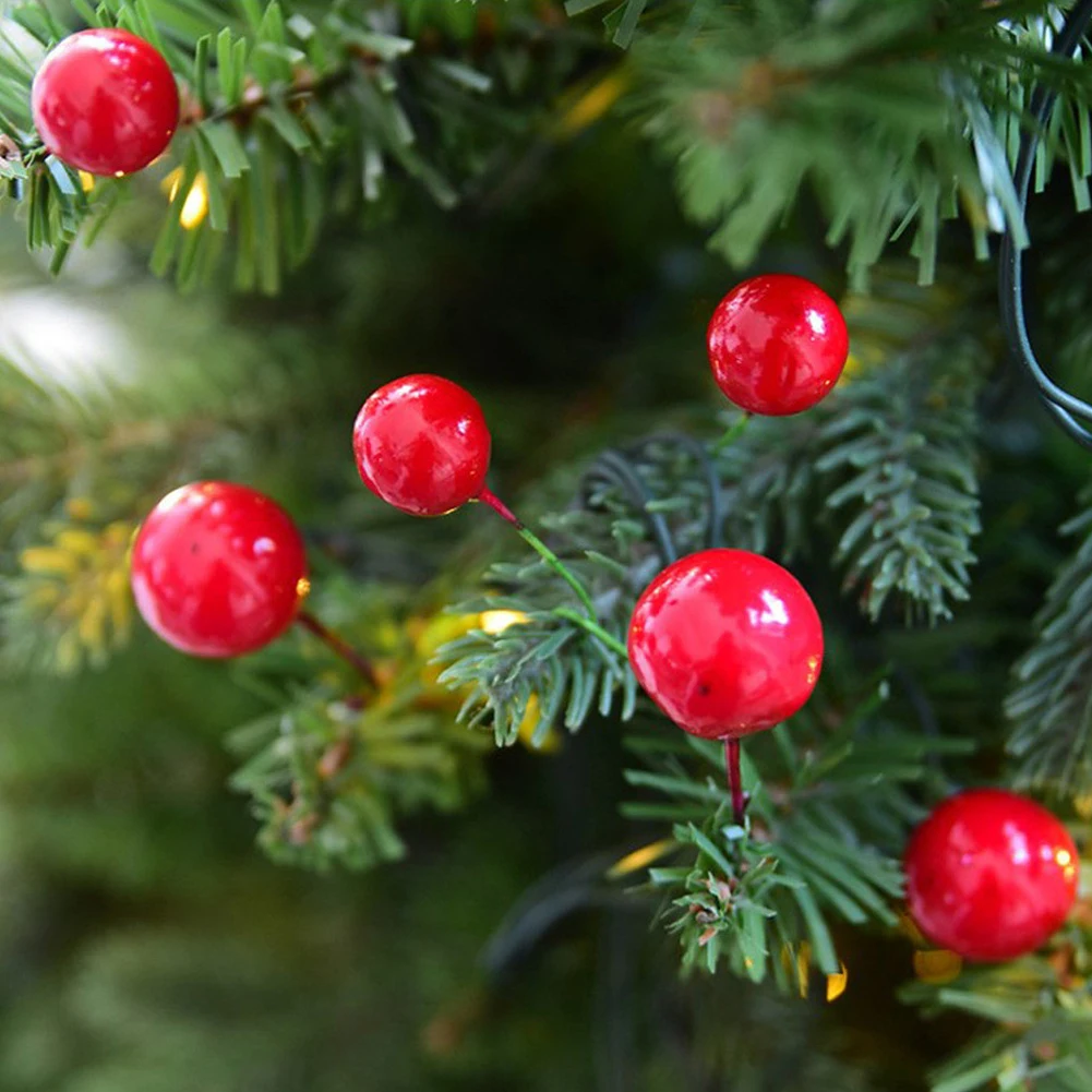 

100Pcs Artificial Berry Vivid Red Holly Berry Berries DIY Handmade Christmas Ball Berries Home Garland Christmas Decoration