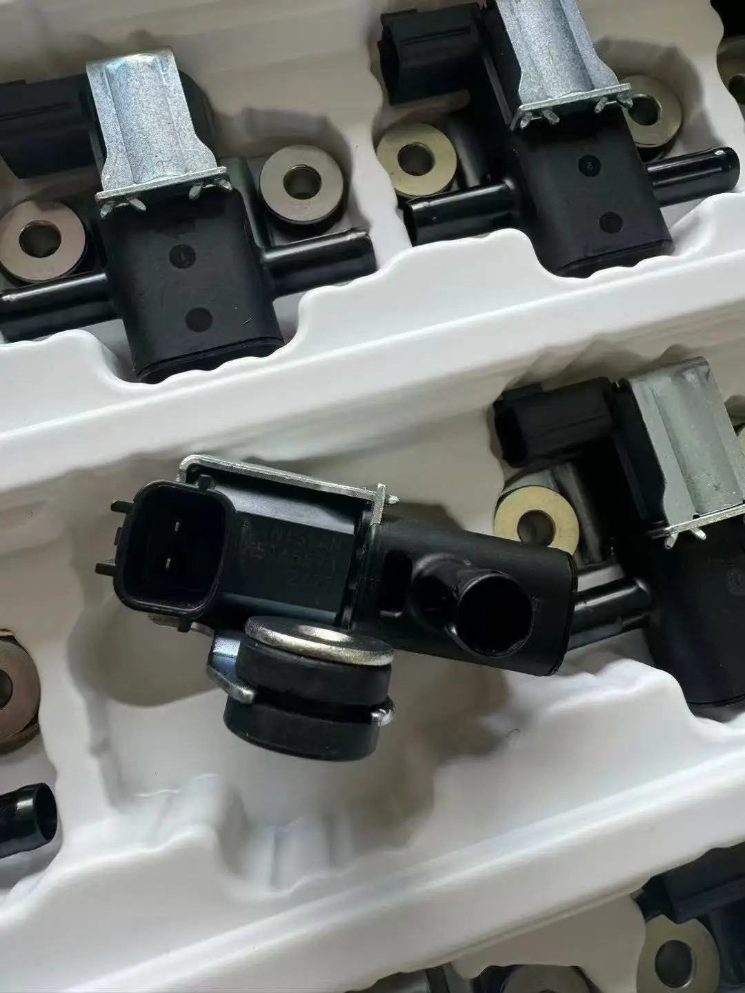 10 шт. K5T45873 датчик соленоида клапана вакуумного переключателя 14950-4GA00 для Nissan In-finiti