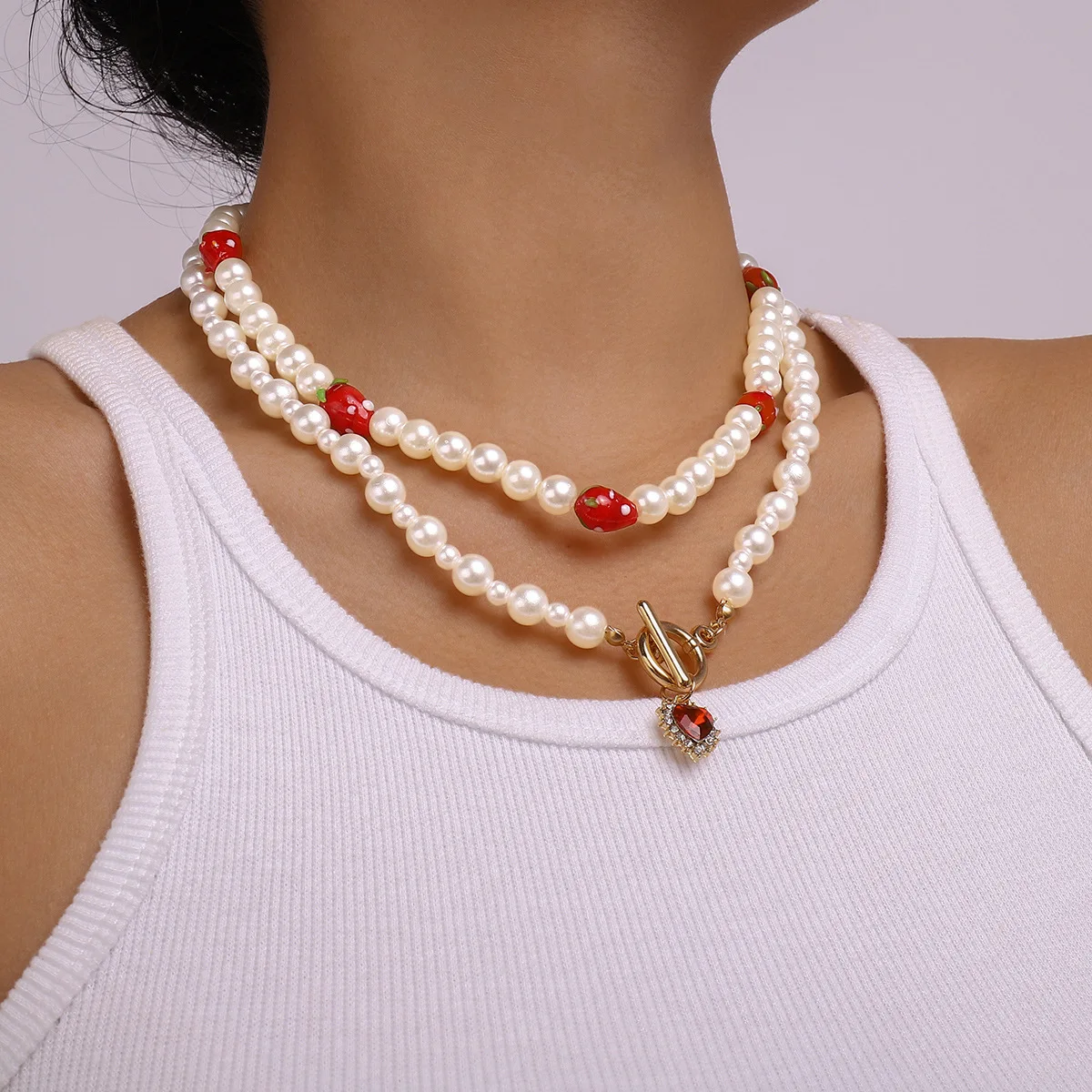 Resort-style colorful necklace imitation pearl ceramic strawberry cute necklace love micro-set necklace