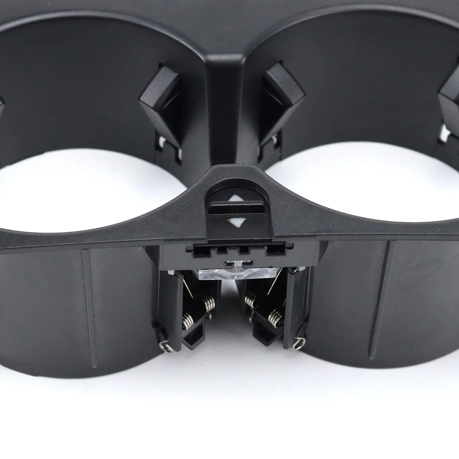 Центральный держатель для стакана с водой Mercedes E-Class 2013A 2126800110