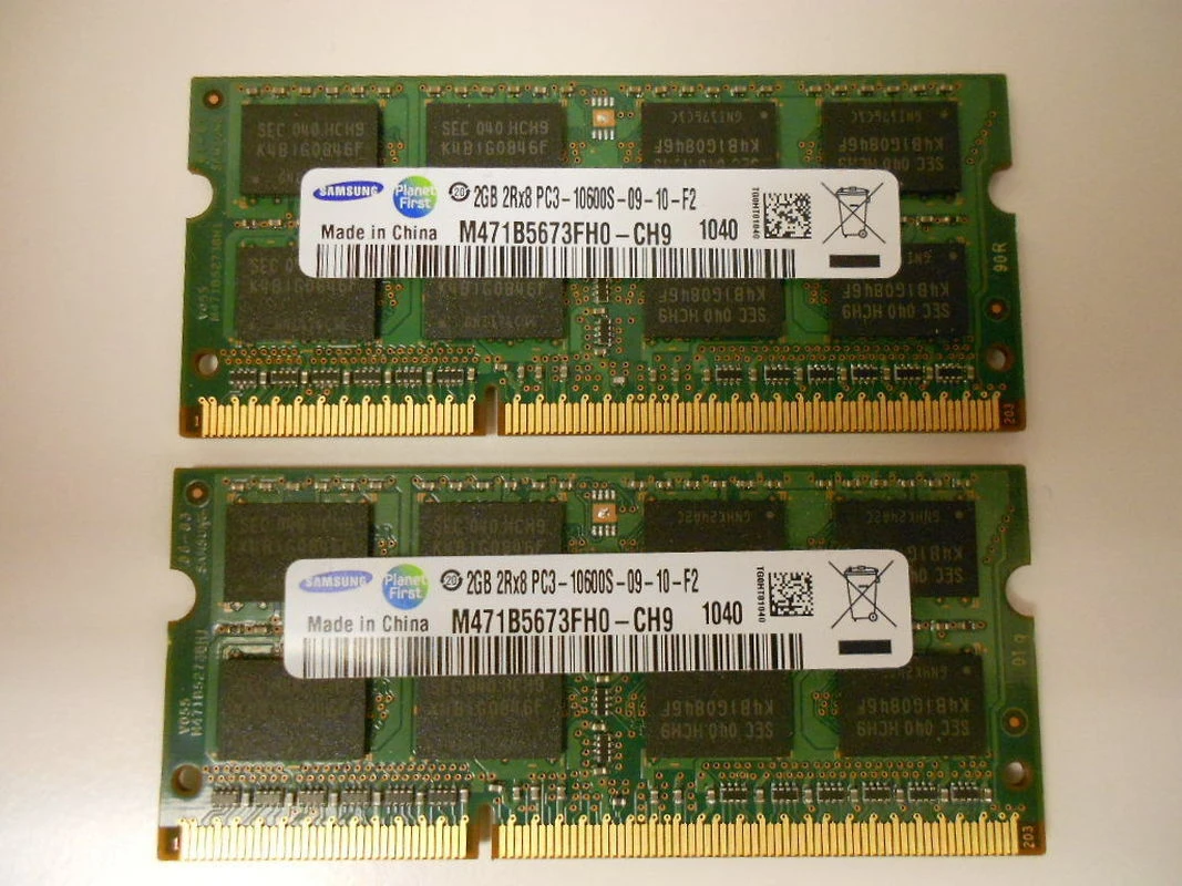 

RAM B460 B470 B475e B475 Y460 Y470 Notebook Memory Bar 2G 1333MHZ
