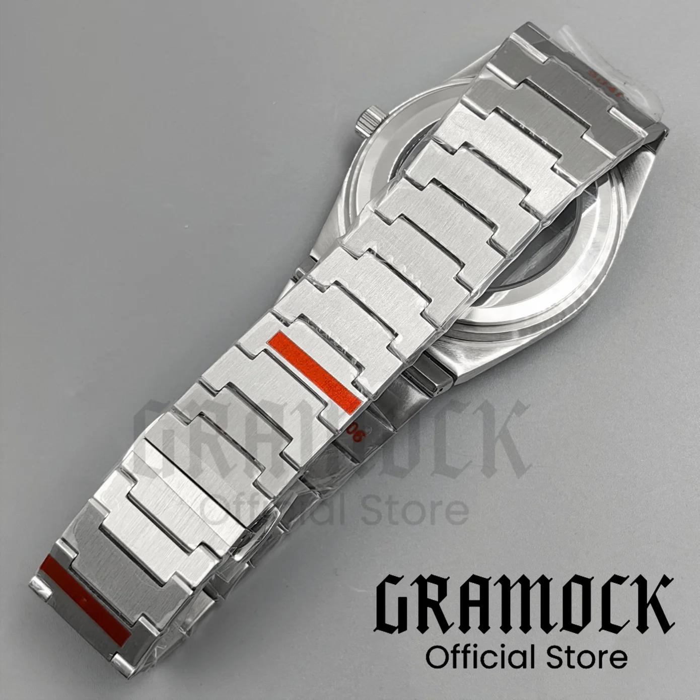 Фото Мужской корпус часов Mod Silver 40 мм с сапфировым стеклом и защелкивающейся задней крышкой для механизмов PRX NH34 NH35 NH36 PT5000, запасная часть для часов. №2