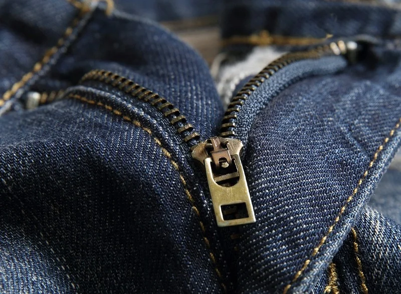 Рисунок 5 - Рваные мужские зауженные прямые