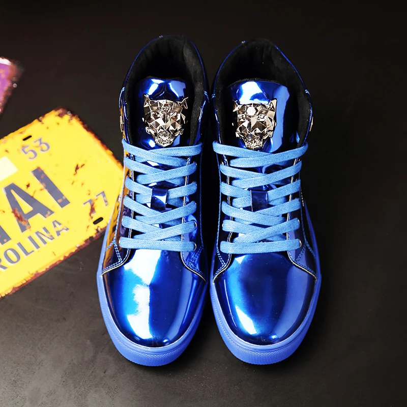 Fashion Men Skateboard Shoes Glitter High Top Sneakers Men Mirror Luxury Designer Shoes Streetwear Skate Shoes Chaussures Homme