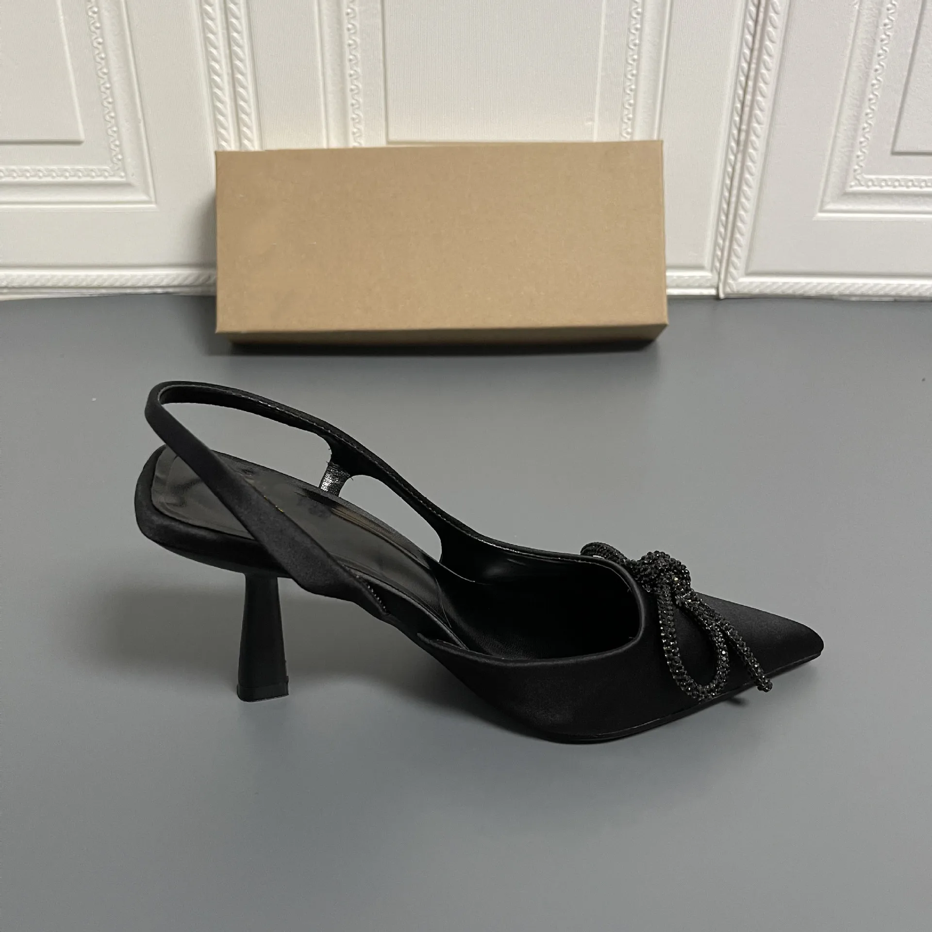 2023 New Fashion Bow-knot Summer Women Pumps Woman Single Shoes Rhinestones Heels Comfortable Dress Party Shoes Large Size 35~42