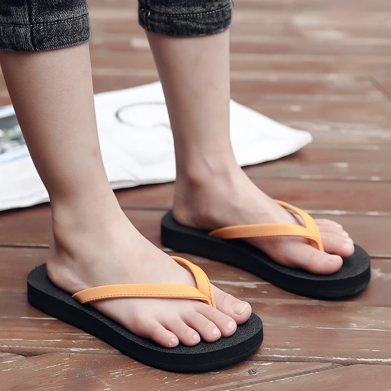 Новинка 2024 домашние тапочки из ПВХ для дома сандалии ванной комнаты женские