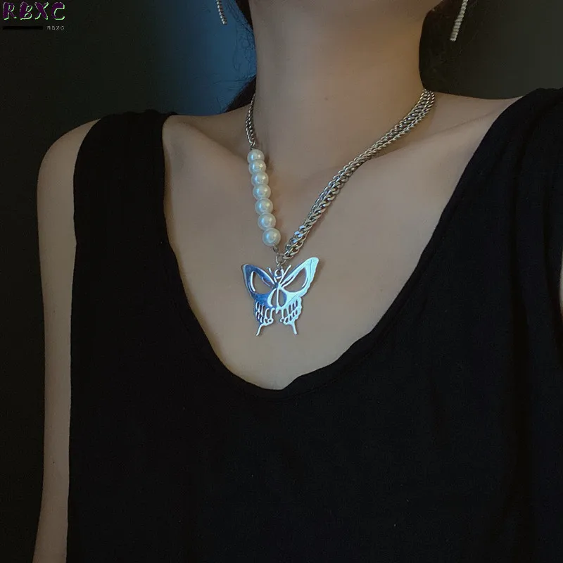 

Net Red Meiya the Same Korean Isn Butterfly Pendant Necklace Hip Hop Pearl Titanium Steel Multi-layer Jewelry Women's Fashion