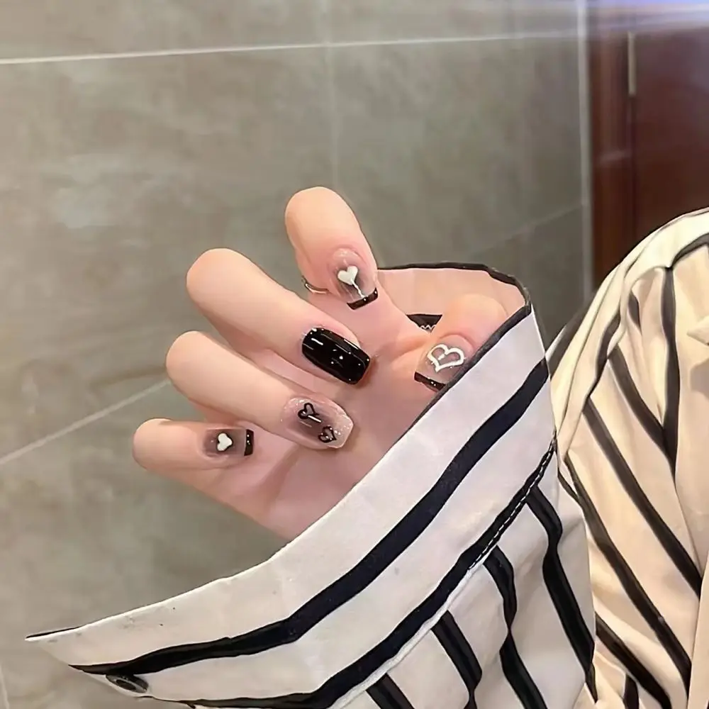 

24 шт./коробка, накладные ногти с надписью «Love»