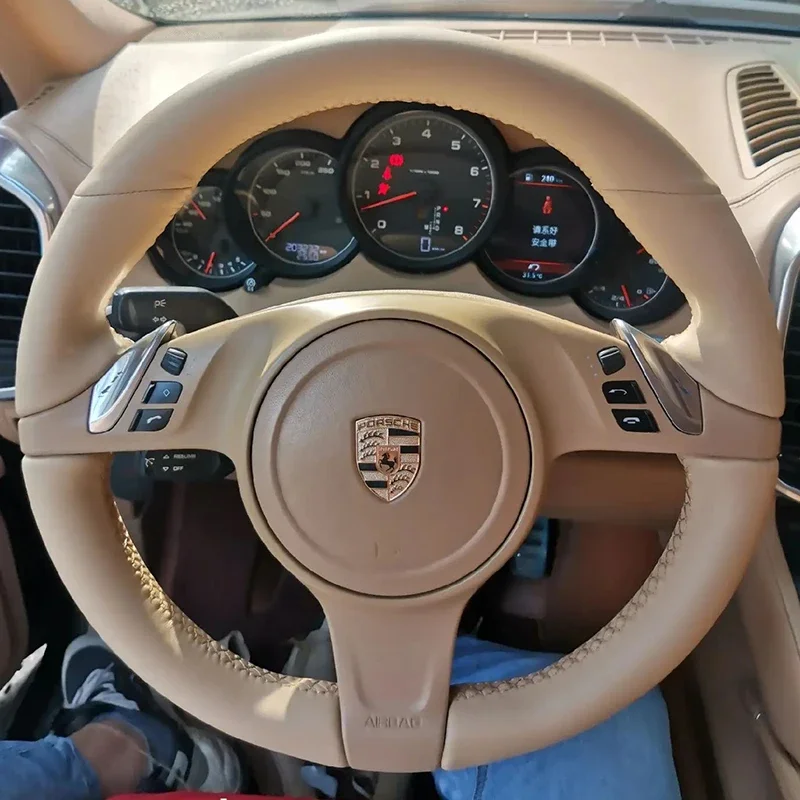 

Для Porsche Boxster 981 Cayman Cayenne Panamera 2009-2012, прошитый вручную чехол на руль из углеродного волокна из натуральной кожи