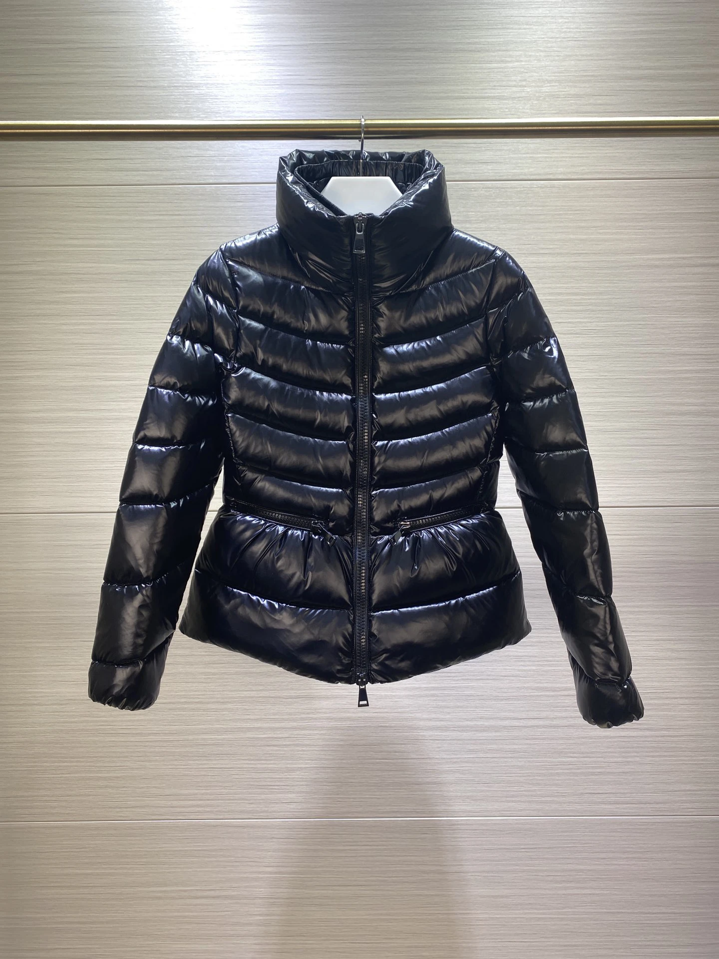 

Double-layer stand-up collar women's winter down jacket High-quality 90 white goose down filling warm white short women's jacket