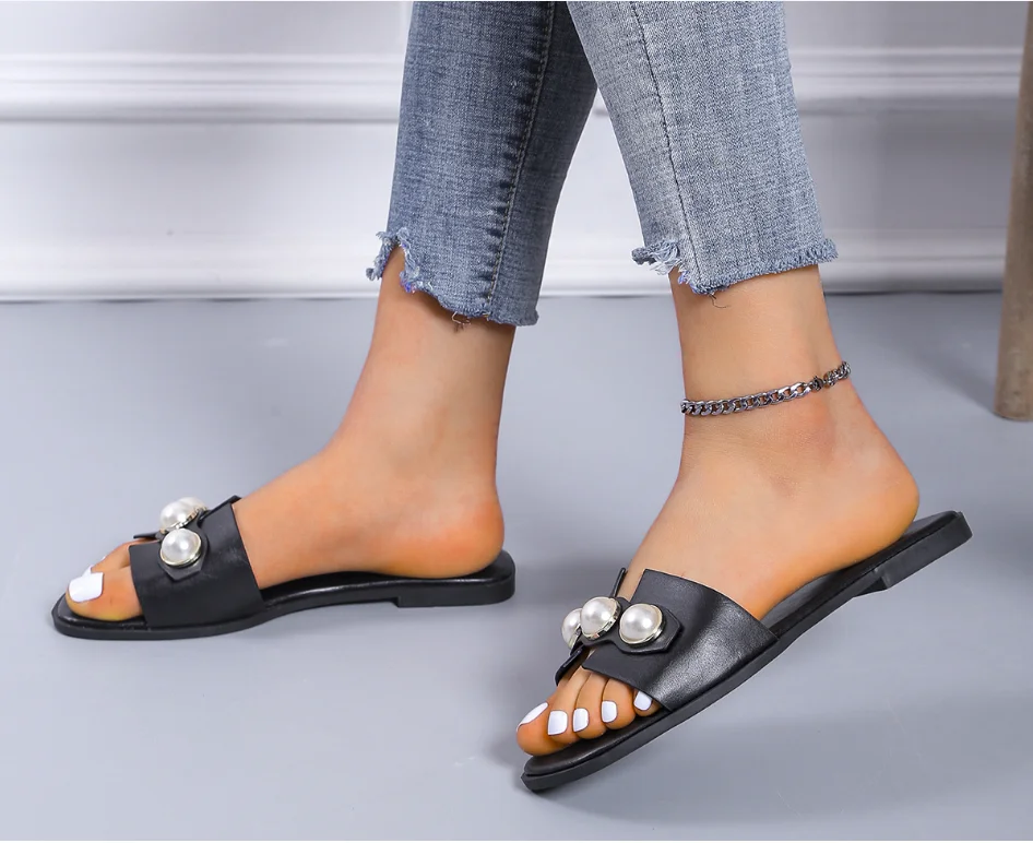 Slippers Women's 2022 new flat shoes Party shoes Fashion pearl sandals Slippers Roman women's casual beach shoes Fashion shoes