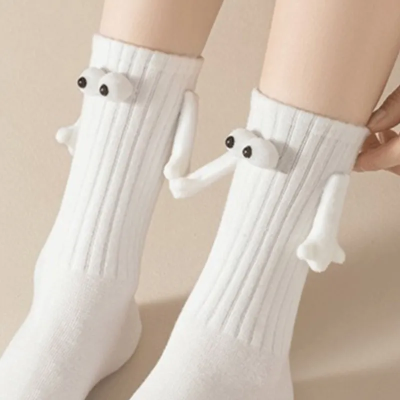 Носки для медиков белые. Grip socks kids. Носки с ручками. Носки вязаные пивная кружка. Носочки с ручками магнитами.