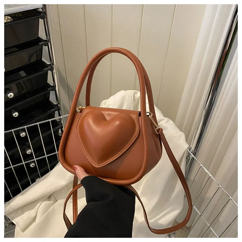 

Elegant Heart Decorative Handheld Ladies Hand Bags Women's Bag 2023 Fashion Handbag Popular One Shoulder Bag Messenger Bag