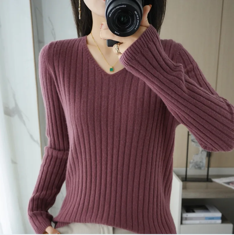 

2022 Autumn/winter New V-neck Long-sleeved Sweater Pullover for Women Slim and Warm