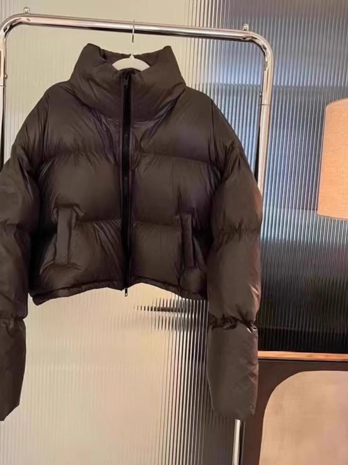 Корейская серия 90 однотонное маленькое пуховое пальто на белом утином пуху