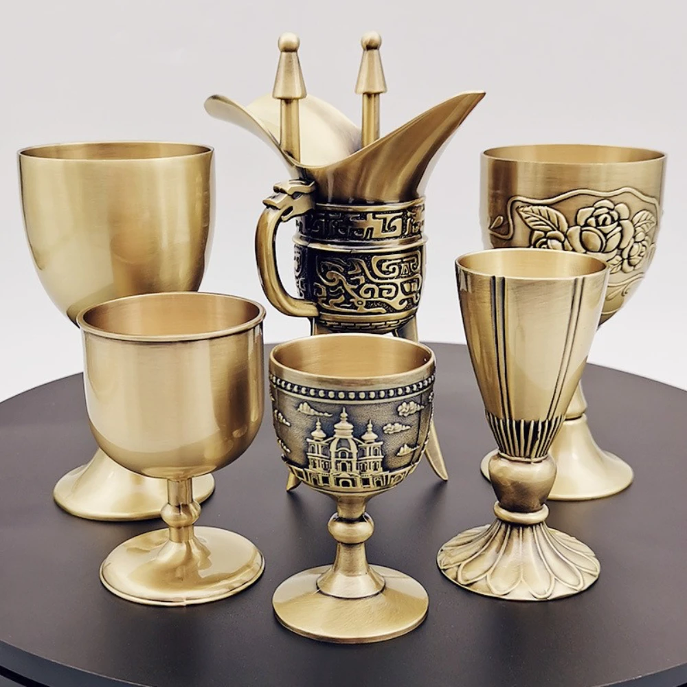 

Chalice Goblet European Metal Embossed Wine Goblet Engraving Medieval Gothic Goblet Gemstone Vintage Metal Embossed Wine Cup