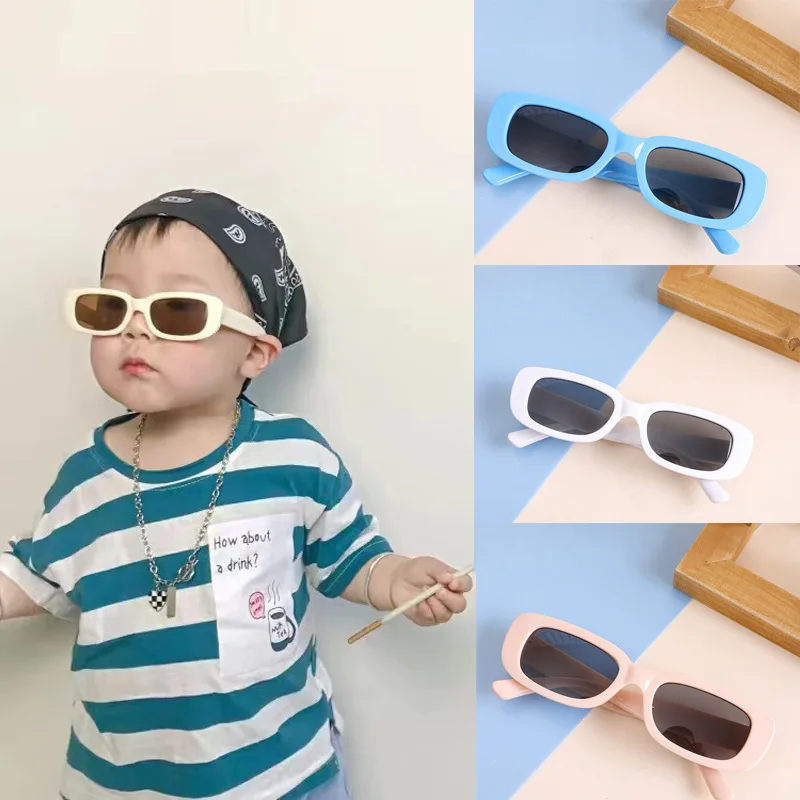 

Очки солнцезащитные женские квадратные, винтажные Роскошные брендовые маленькие прямоугольные солнечные очки с градиентом и прозрачными зеркальными линзами, черные