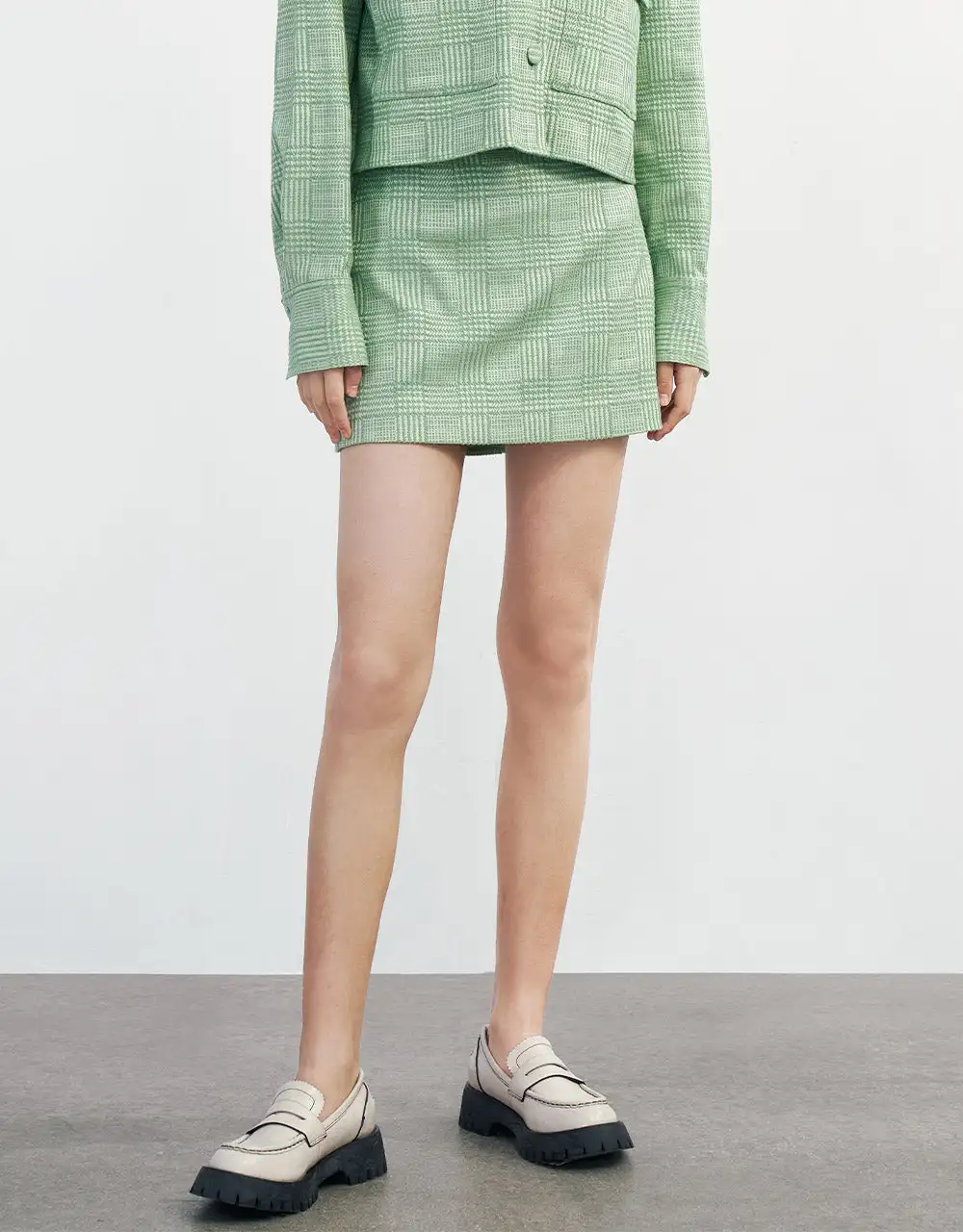 Urban Revivo A-Line Mini Plaid Skirt High Waist Slim Pleated Summer Fashion Girls Female Stylish  A-Line Skirts Streetwear