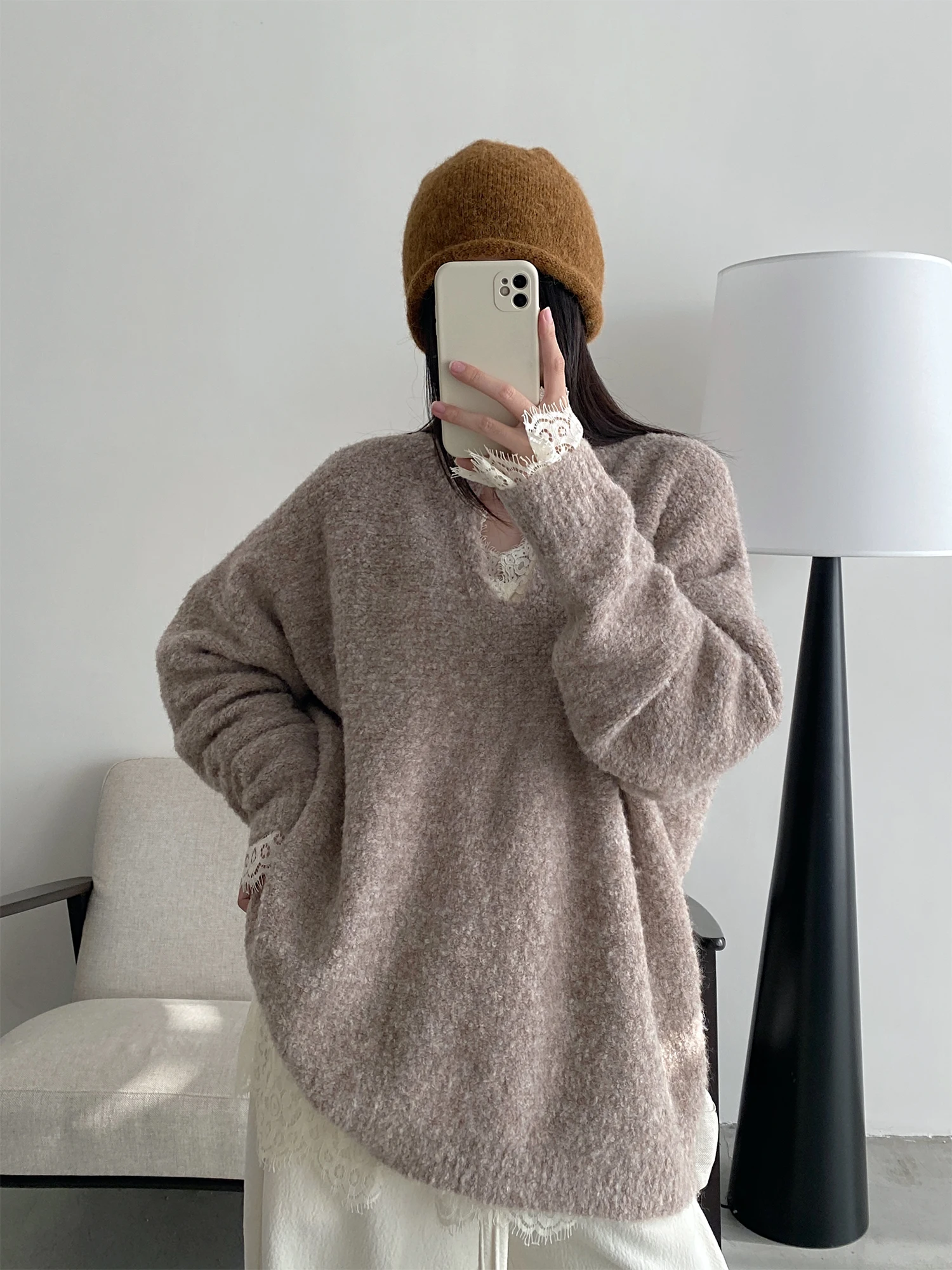 Sun Pomelo Большие размеры Chubby Маленький мягкий свитер с v-образным вырезом Huhoo Base Top Idle