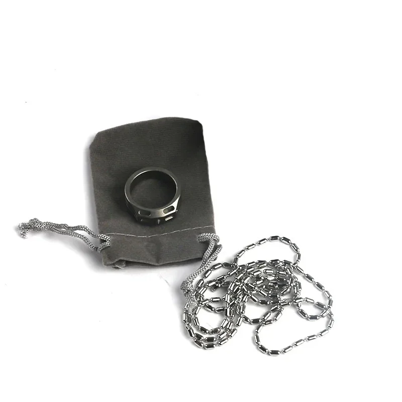 Кольцо из титанового сплава с головой вольфрамовой стали