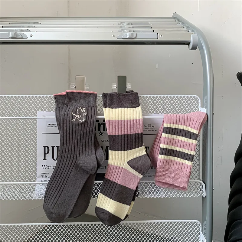 

2022 autumn and winter fashion new striped tube socks dark color matching beam mouth cotton socks cartoon cat pattern socks