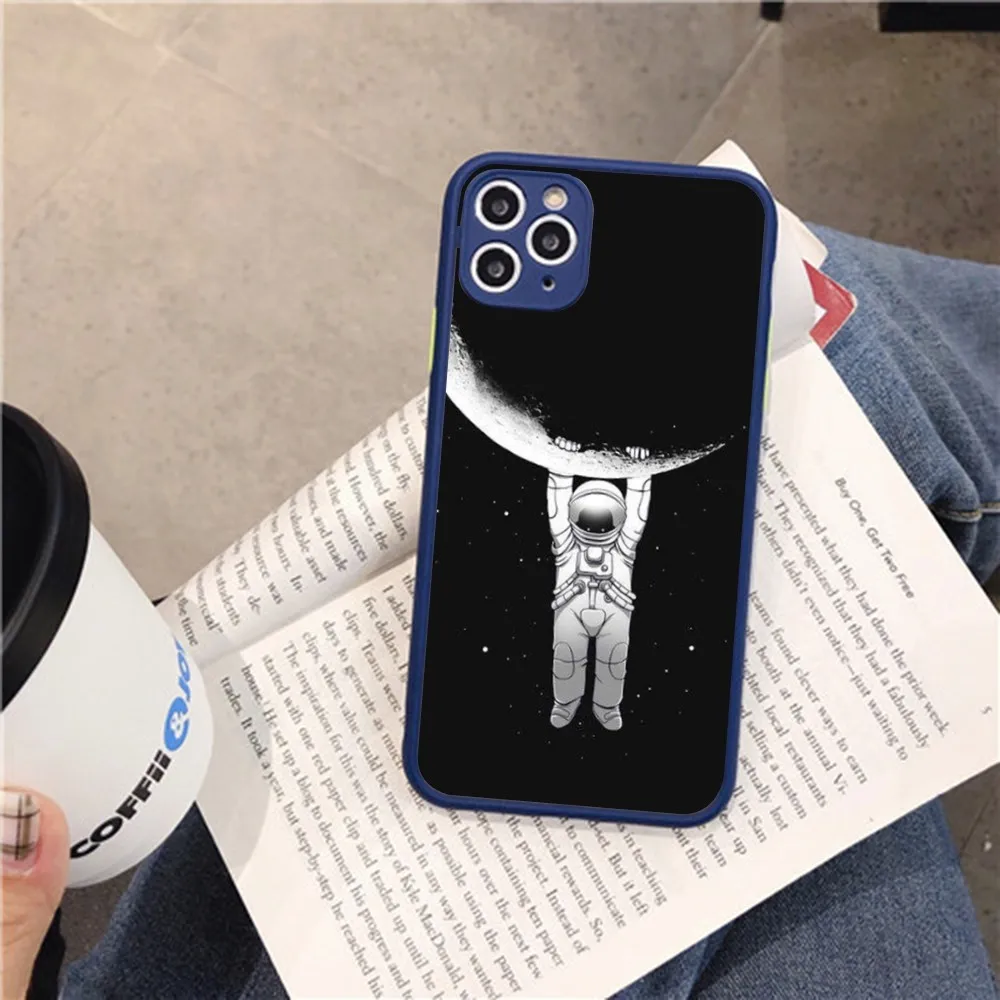 Alkohole i astronauta Etui na telefon iPhone 14 11 12 13 Mini Pro Max 8 7 Plus X XR XS MAX Półprzezroczysty matowy pokrowiec