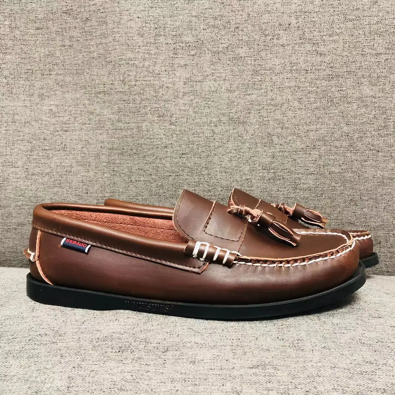 Туфли из натуральной кожи для мужчин и женщин