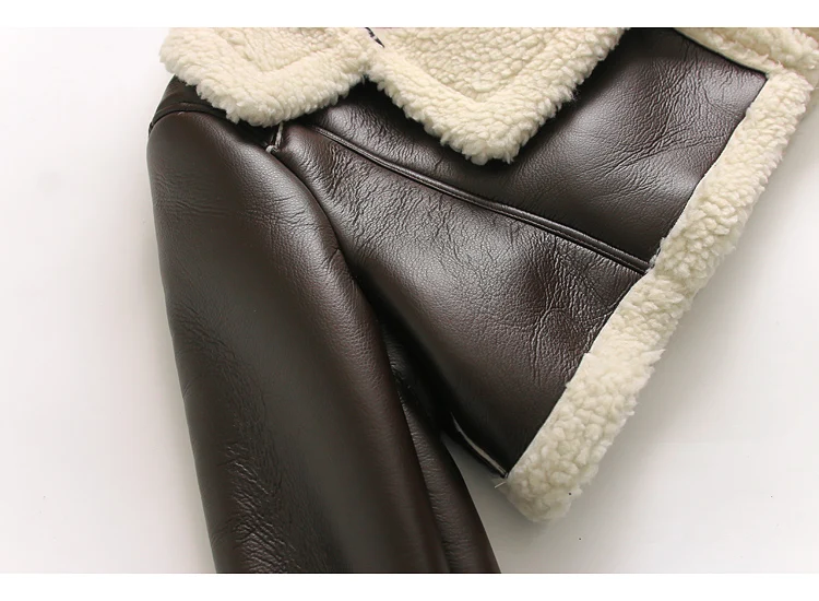 Winter Short Leather Coat Women Zipper Thick Warm Fur Lapel Short Bomber Jackets Female Velvet Lamb Fur Faux Leather Jacket