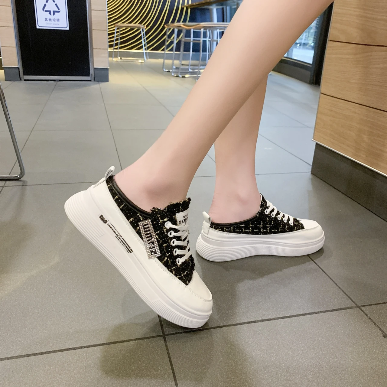 Women's Sports Shoes Checkerboard Pattern Baotou Half Slippers 2023 Summer New Thick Soled Women's Casual Shoes Vulcanized Shoes