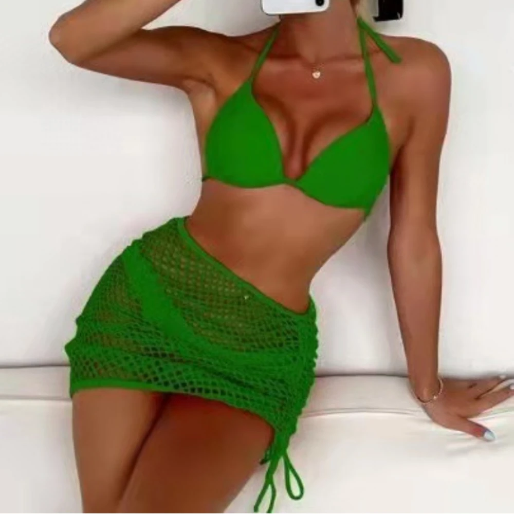 Рисунок 4 - Модный сексуальный однотонный купальник