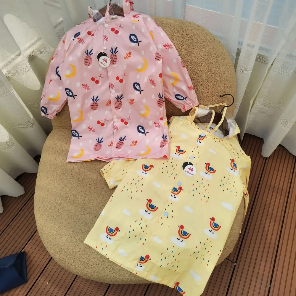 

Cartoon Children's Raincoat Boys and Girls Kindergarten Students One-piece Raincoat Schoolbag Snow Proof Poncho