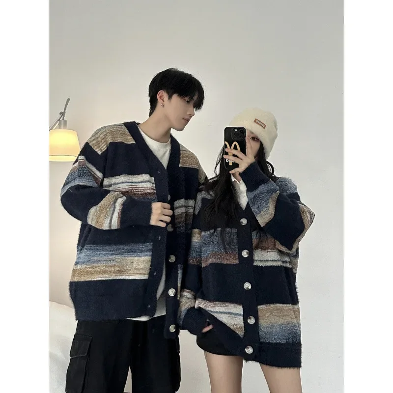 Осень-зима 2023 нишевый дизайн в парном стиле чувственный вязаный кардиган с