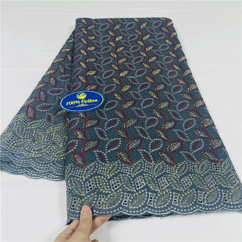 5 jardów z szalikiem Szwajcarska koronkowa tkanina Haftowana sucha koronka Afrykańskie 100% bawełniane tkaniny woalu Dubaj styl 18L 1070401
