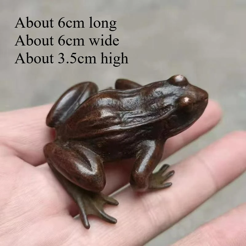 

Бронзовая статуэтка лягушки из латуни