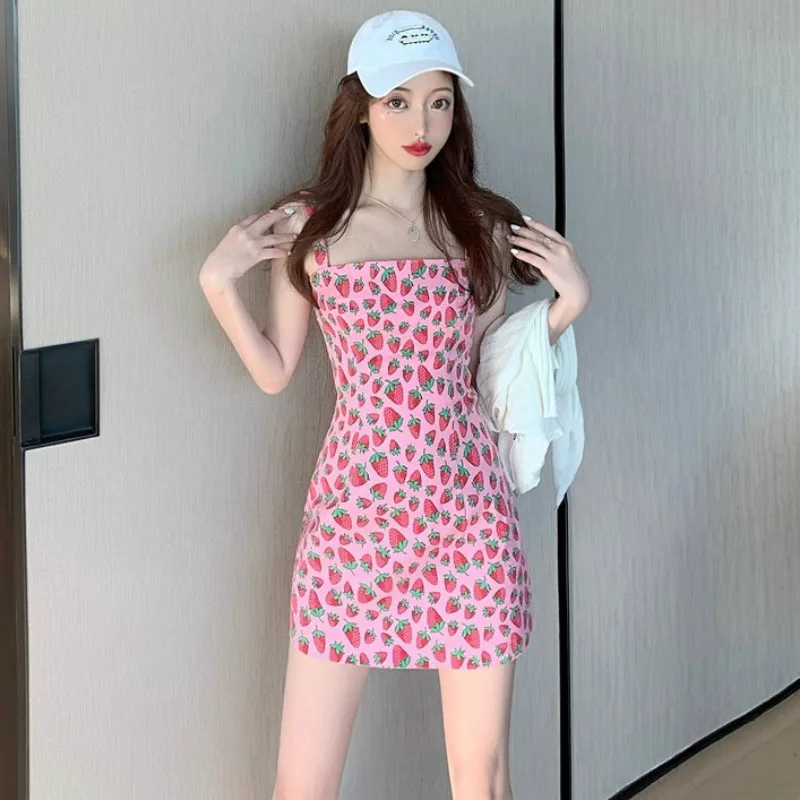 

Sexy Bodycon Mini Skirt Pink Zipper Style Streetwear 2021 Woman Summer Sexy Strawberry Dress Korea Kawaii Slim Suspender Dresses