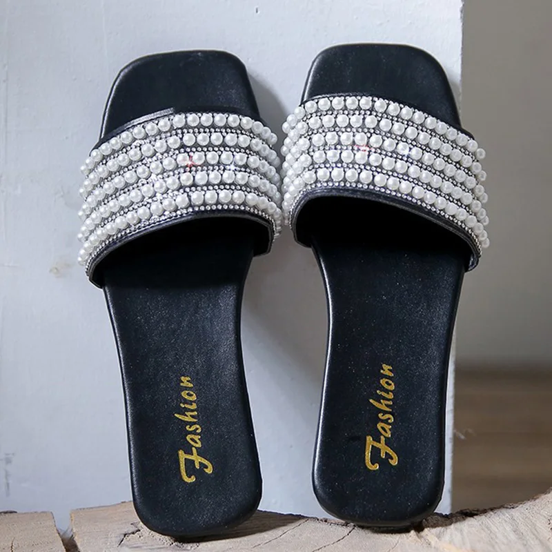 2023 Women Rhinestone Faux Pearl Decor Flat Sandals Glamorous White Slide Sandals Summer Outdoor Beach Sexy Woman Slippers