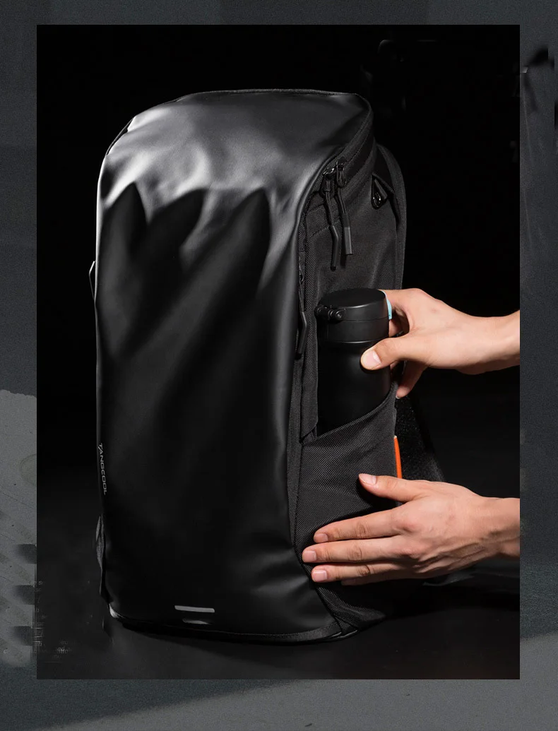 

2022 Men's Bag Backpack Traveling Bag Large Capacity Computer Bag