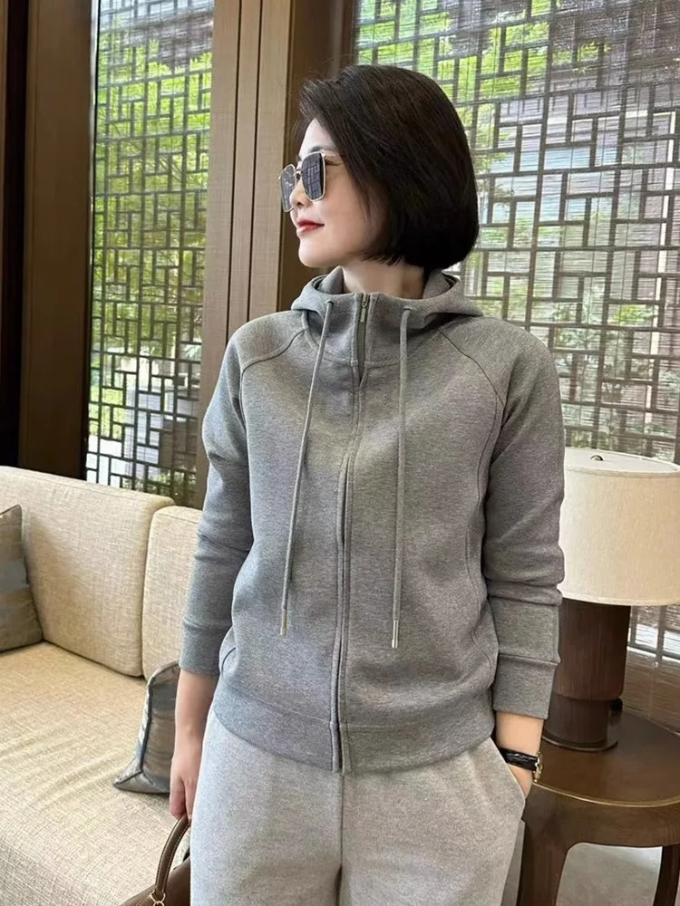 Фото Leisure Zipper Hooded Sweatshirt For Women Spring Autumn Raglan Sleeve Solid Color Cardigan 2025 New Outerwear Tops №1