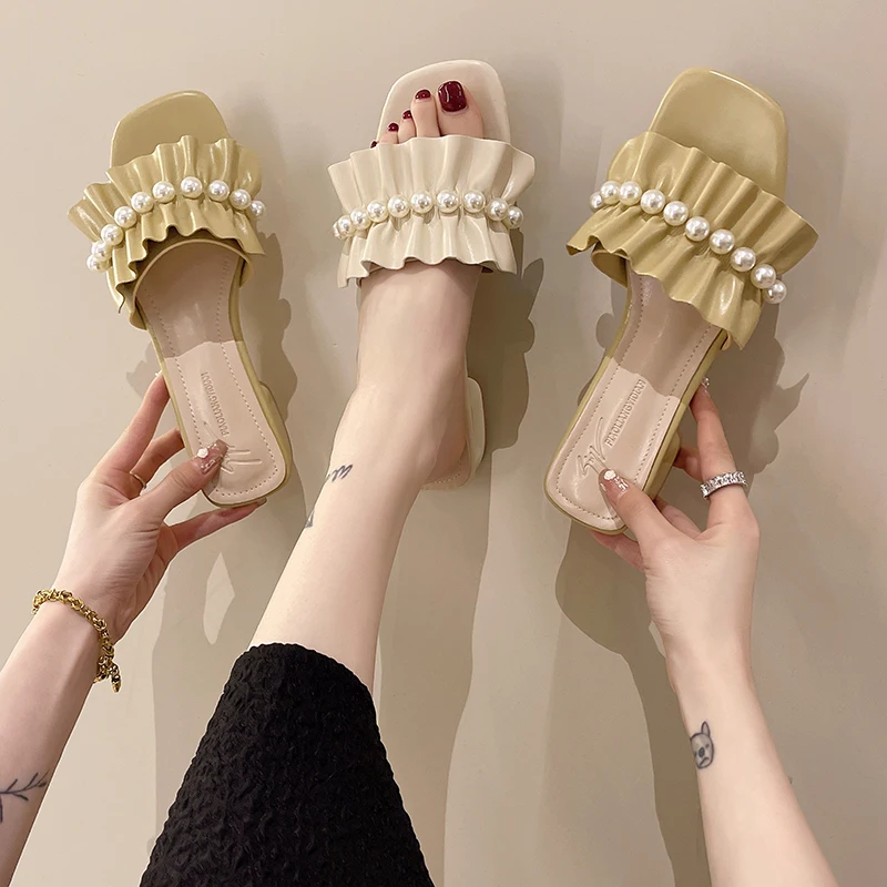 2022 New Women's Slippers Fairy Style Fashion Pearl Pleated Middle Heel Sandals Women's Summer Beach Shoes Femmes Sandalias