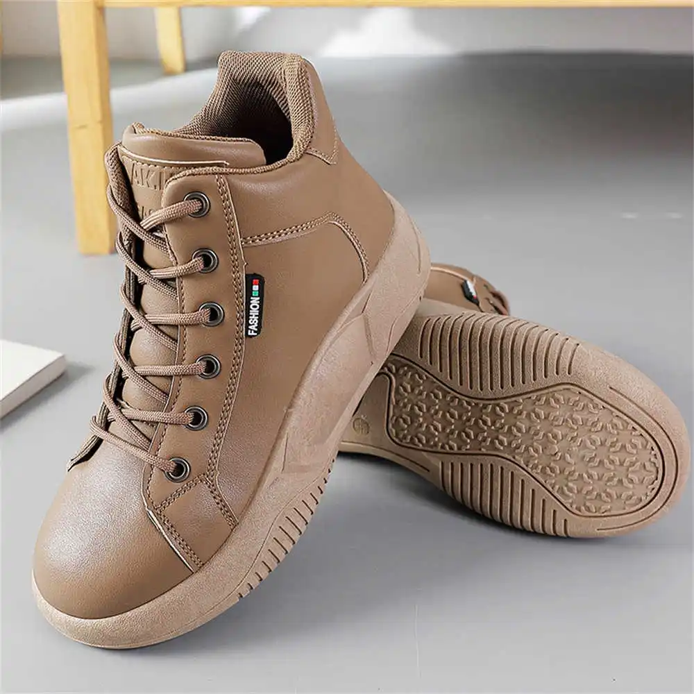 2022 Sport Snaeker Universal Brands Gym