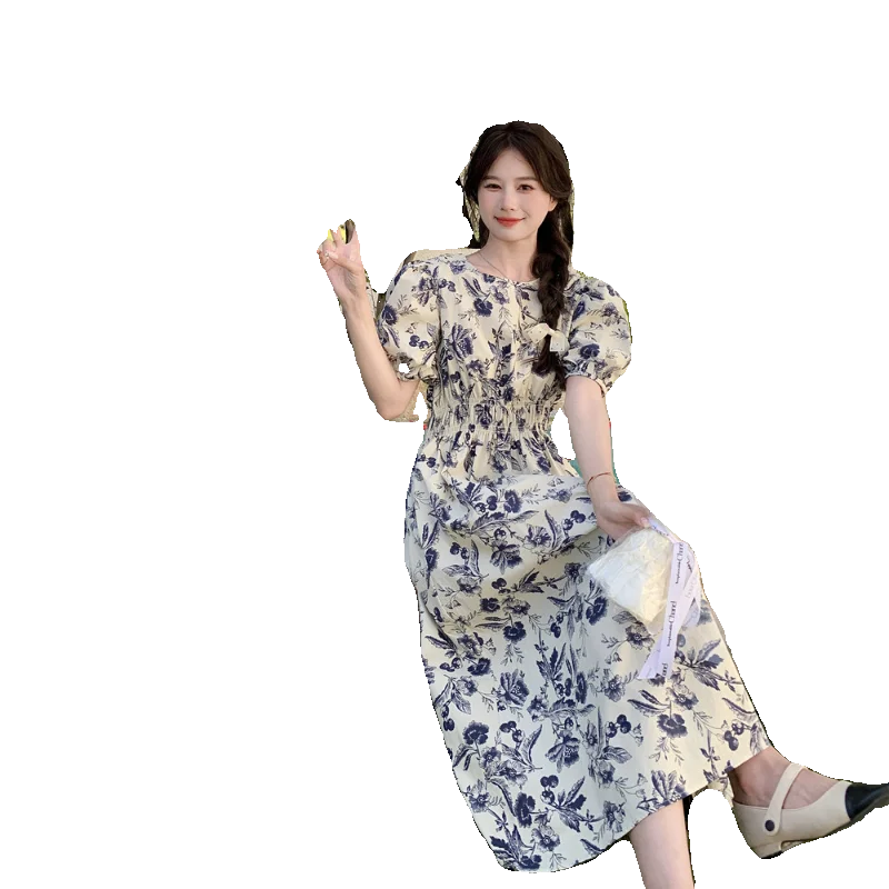 Женское платье с завышенной талией и цветочным принтом в стиле Хепберн лето 2024