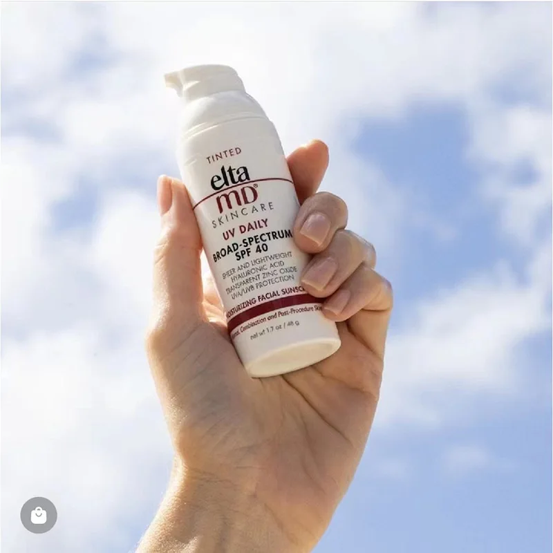 

BROAD-SPECTRUM SPF40 Refreshing Sunscreen Moisturizing and UV Protection Summer protector solar facial