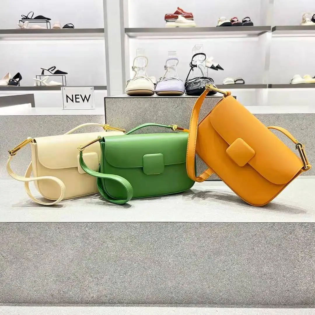 

2022 Новая роскошная брендовая маленькая сумка-тоут из искусственной кожи с клапаном, модная женская сумка, дизайнерская сумка через плечо, ж...