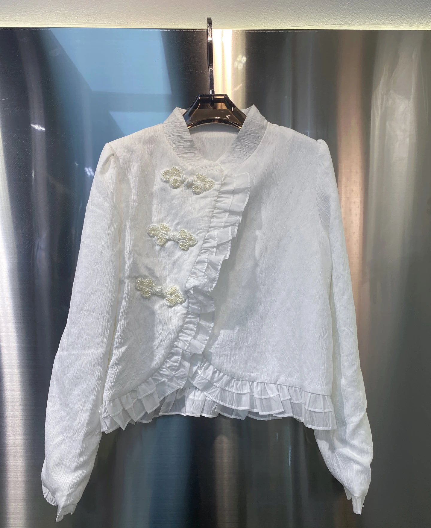 

The new new Chinese style blouse base and classic color, looks very senior simple, casual and textured