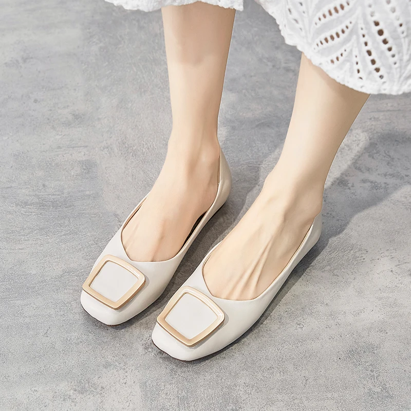 new Leather Shoe Woman Square Toed Flat Soft Sole Comfortable women's Shoes Non-slip Casual lady Shoe Metal Decoration Female