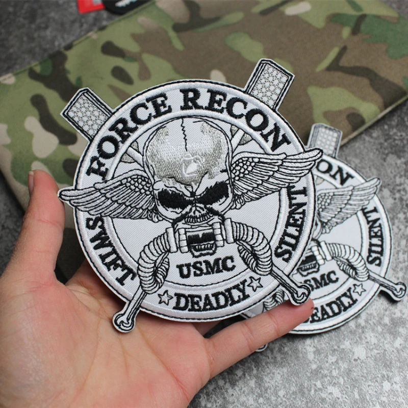 

1PCS USMC Seals Marine Corps Embroidered Badge 3D Embroidered Fabric Sticker Arm Badge Camo Clothing Sticker Morale Badge